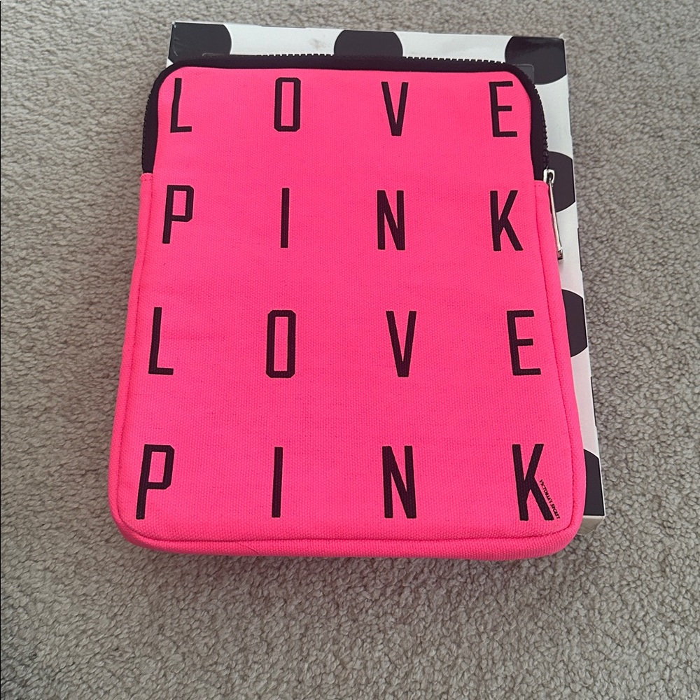 Victoria's Secret Pink ****limited edition iPad case****